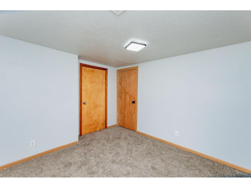 415 10th Street S Moorhead MN 56560 7097477 image27