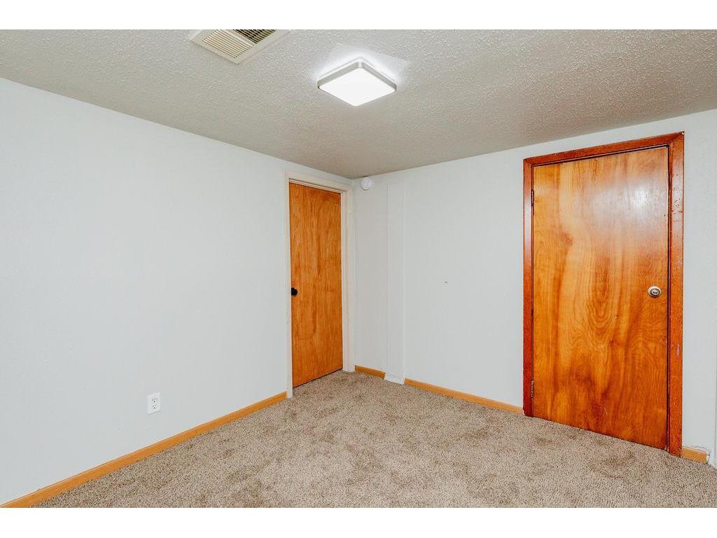 415 10th Street S Moorhead MN 56560 7097477 image28