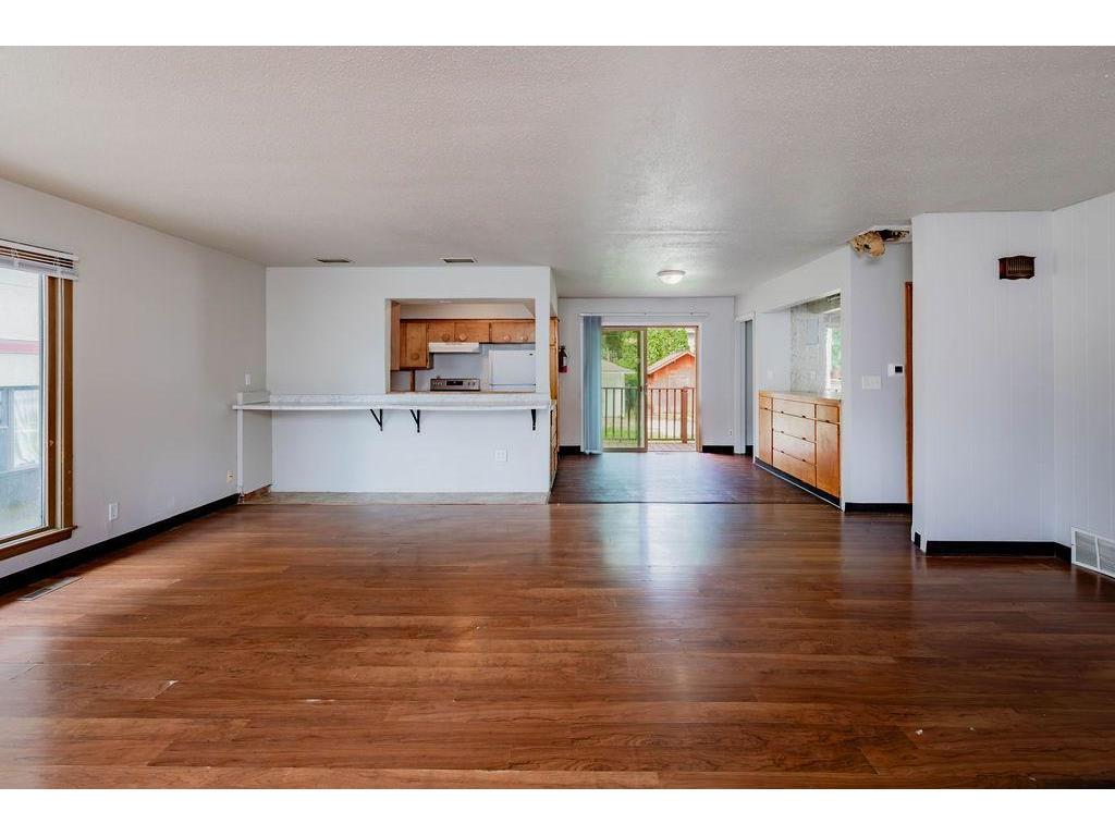 415 10th Street S Moorhead MN 56560 7097477 image7