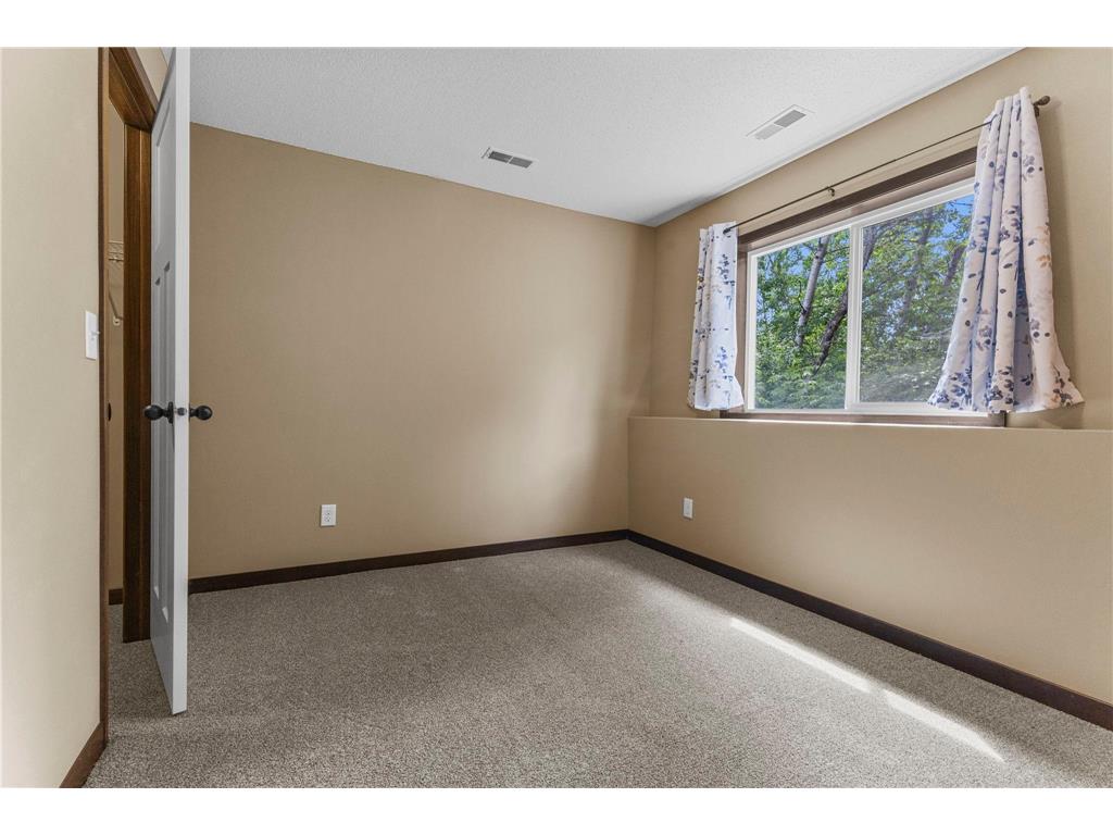 415 15th Avenue S Princeton MN 55371 7083233 image19