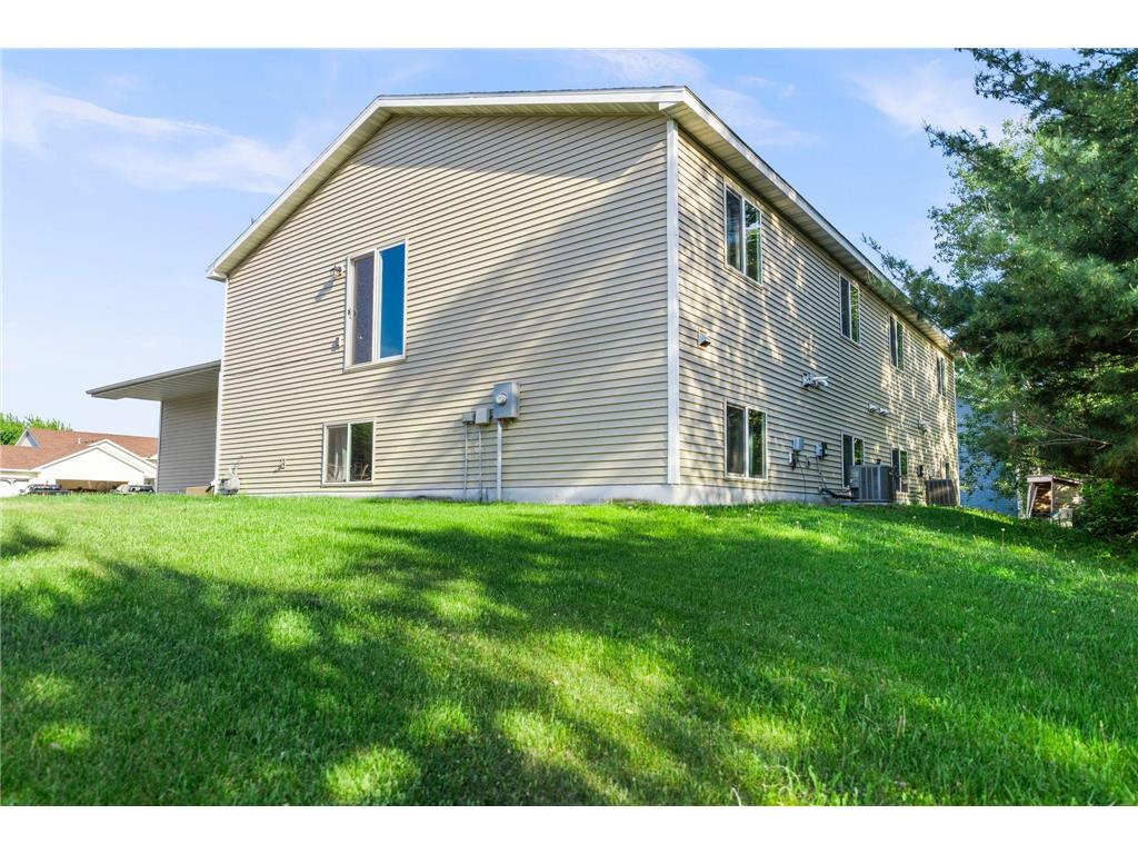 415 15th Avenue S Princeton MN 55371 7083233 image28