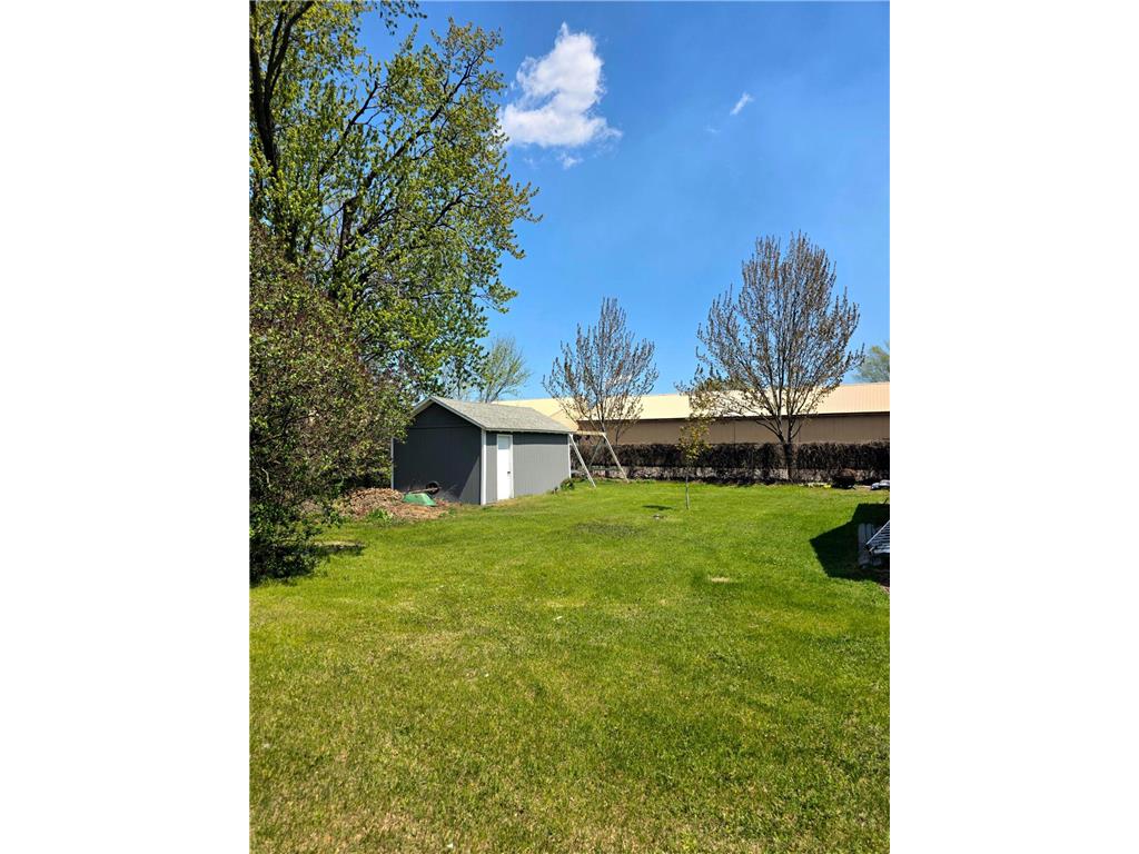415 1st Avenue NE Little Falls MN 56345 7076798 image31