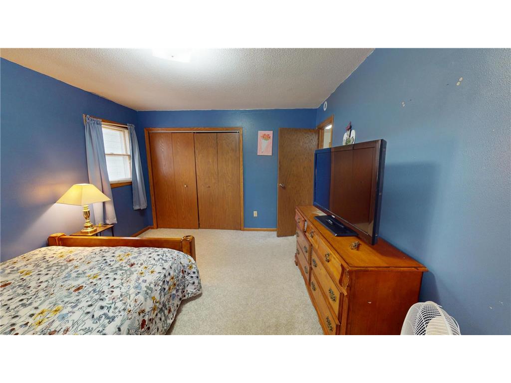 415 2nd Street NW New Richland MN 56072 6818082 image15