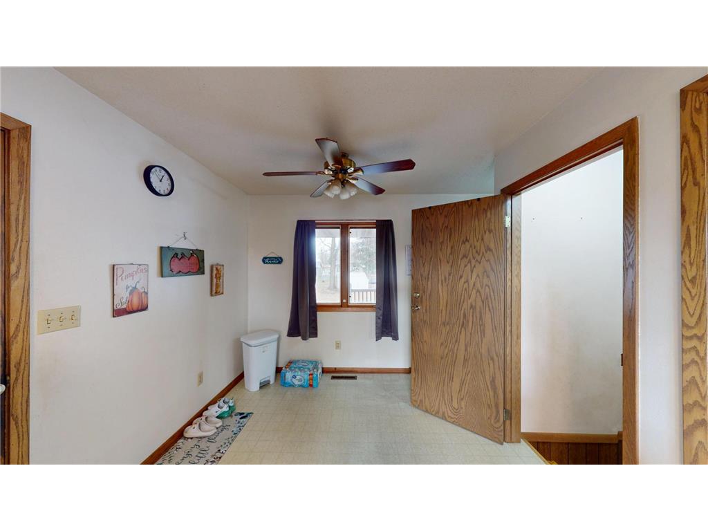 415 2nd Street NW New Richland MN 56072 6818082 image8