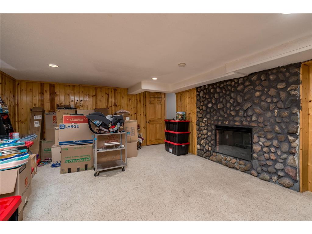 415 8th Street N Mountain Lake MN 56159 6802352 image18