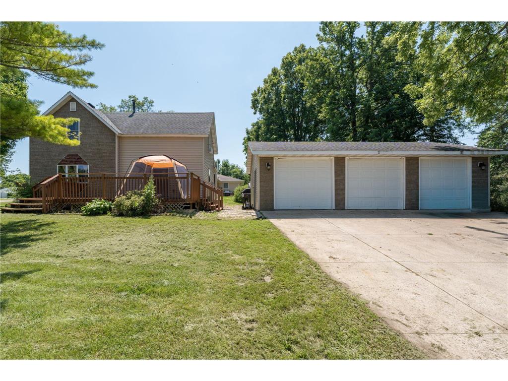415 8th Street N Mountain Lake MN 56159 6802352 image23