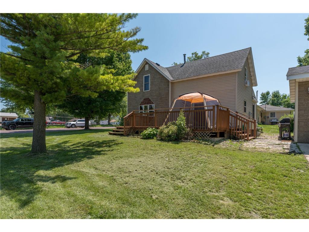 415 8th Street N Mountain Lake MN 56159 6802352 image24