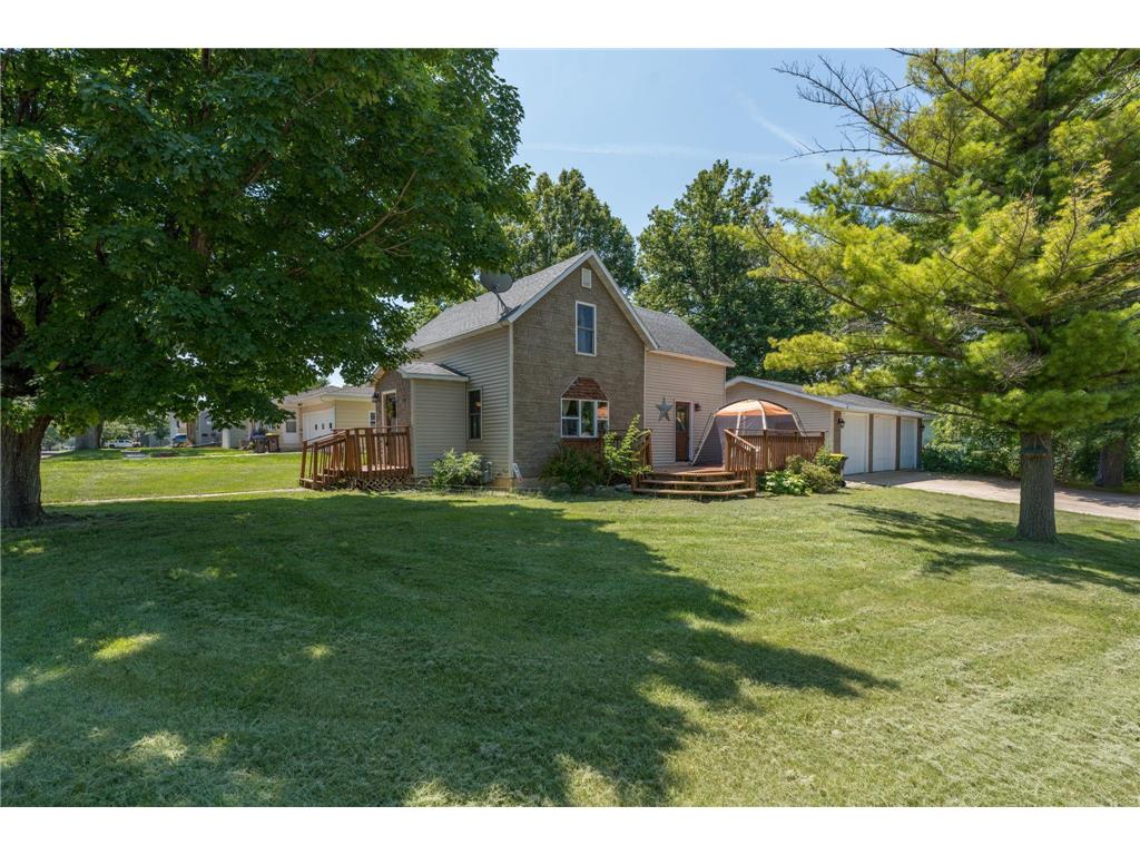 415 8th Street N Mountain Lake MN 56159 6802352 image27