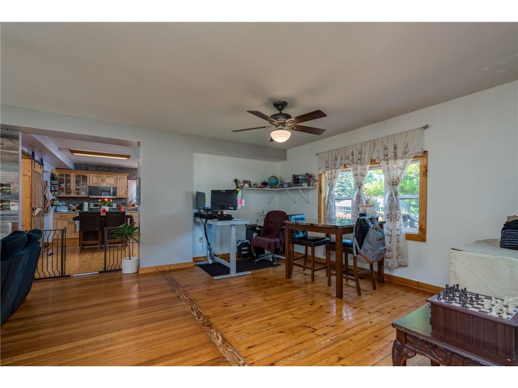 415 8th Street N Mountain Lake MN 56159 6802352 image6