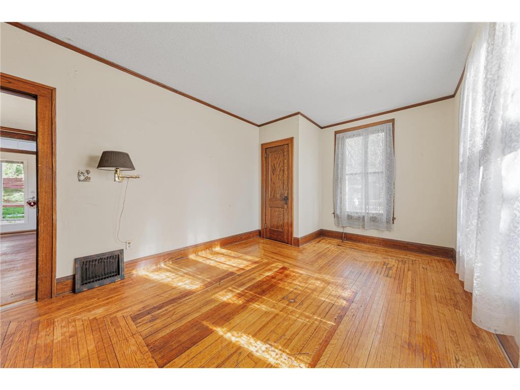 415 Division Street W Faribault MN 55021 7070772 image22
