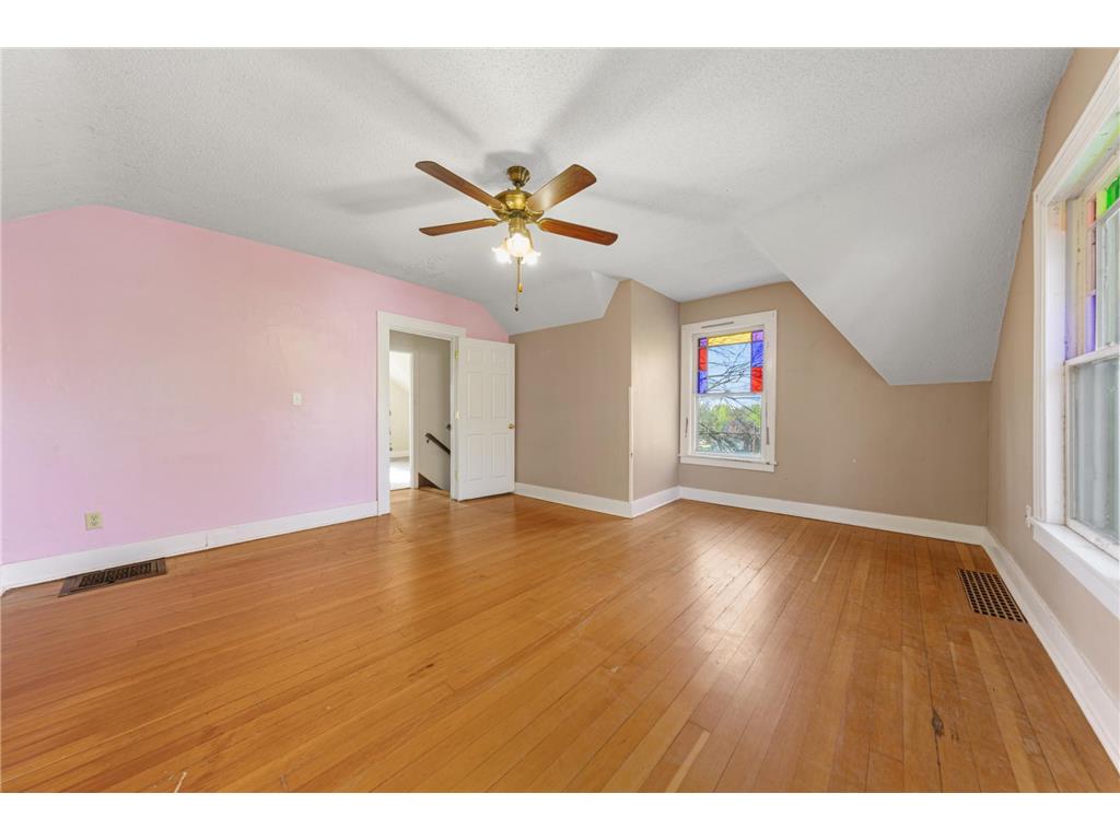 415 Division Street W Faribault MN 55021 7070772 image23
