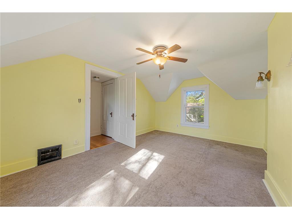 415 Division Street W Faribault MN 55021 7070772 image26