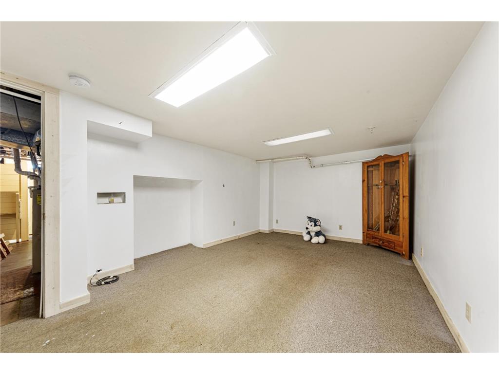 415 Division Street W Faribault MN 55021 7070772 image32