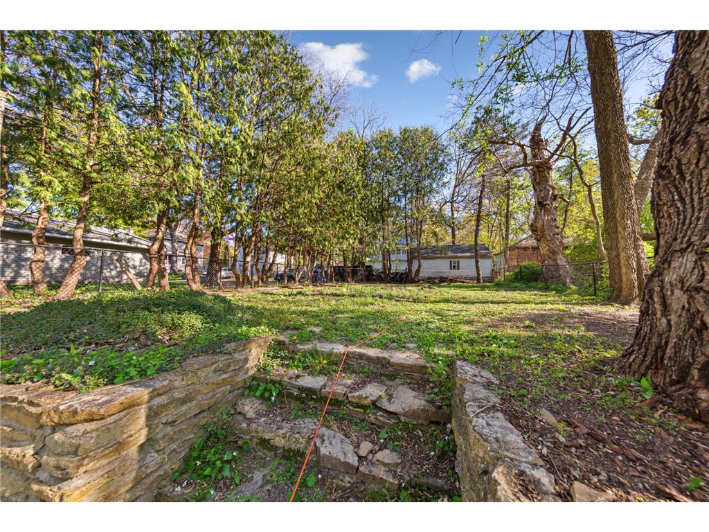 415 Division Street W Faribault MN 55021 7070772 image44