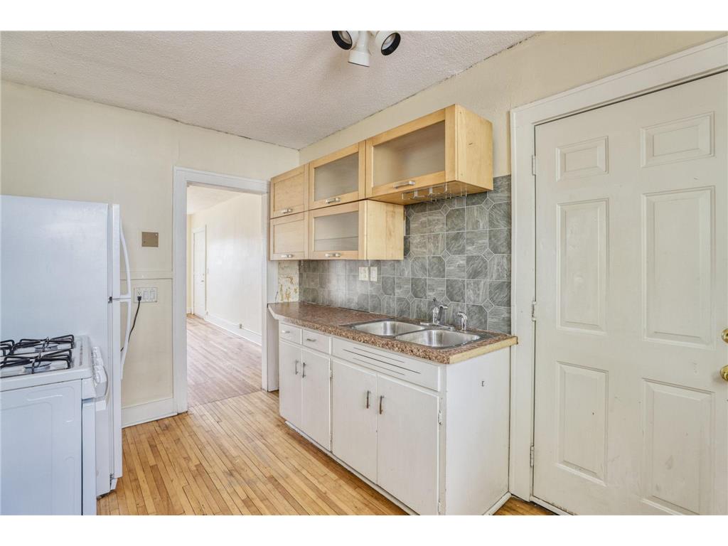 415 Finn Street N Saint Paul MN 55104 6627362 image7