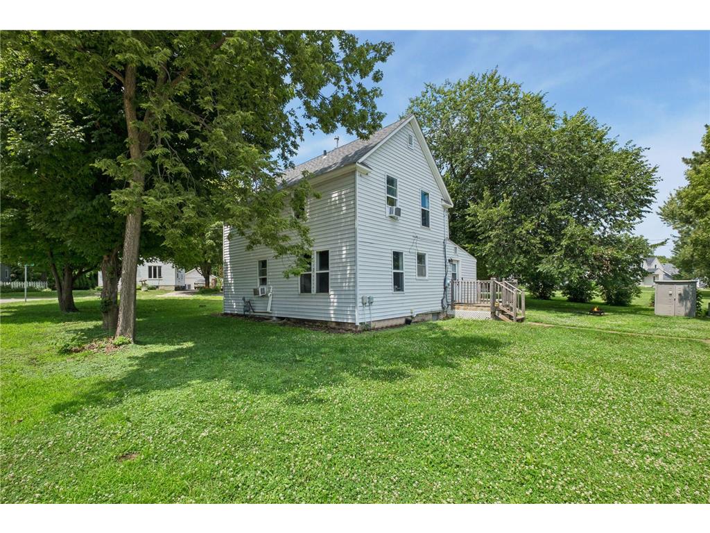 415 Francis Street Faribault MN 55021 7102087 image29