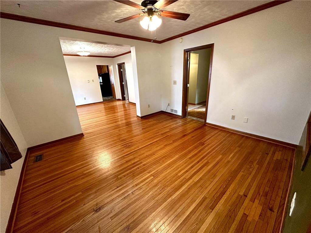 415 N 6th Street Marshall MN 56258 7086622 image25