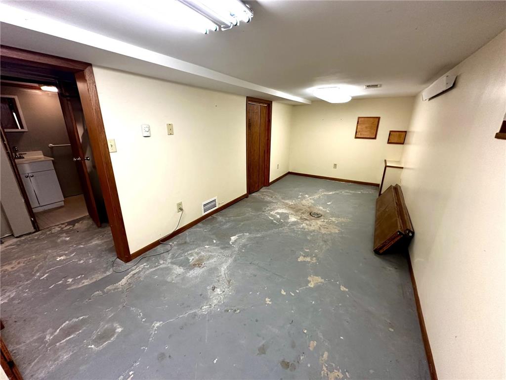 415 N 6th Street Marshall MN 56258 7086622 image33