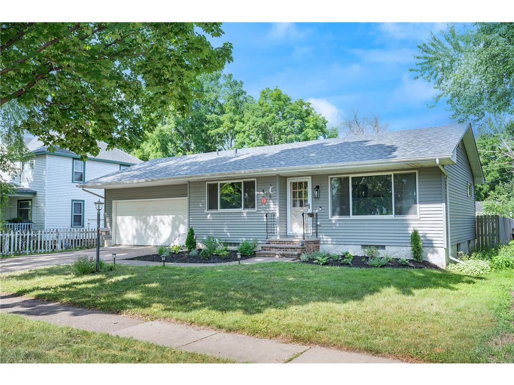 415 N Fremont Street River Falls WI 54022 7110657 image1