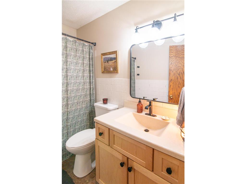 415 N Fremont Street River Falls WI 54022 7110657 image16