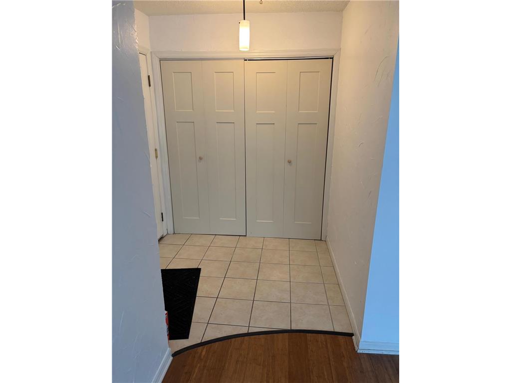 415 Ridgewood Avenue #3 Minneapolis MN 55403 7021356 image4