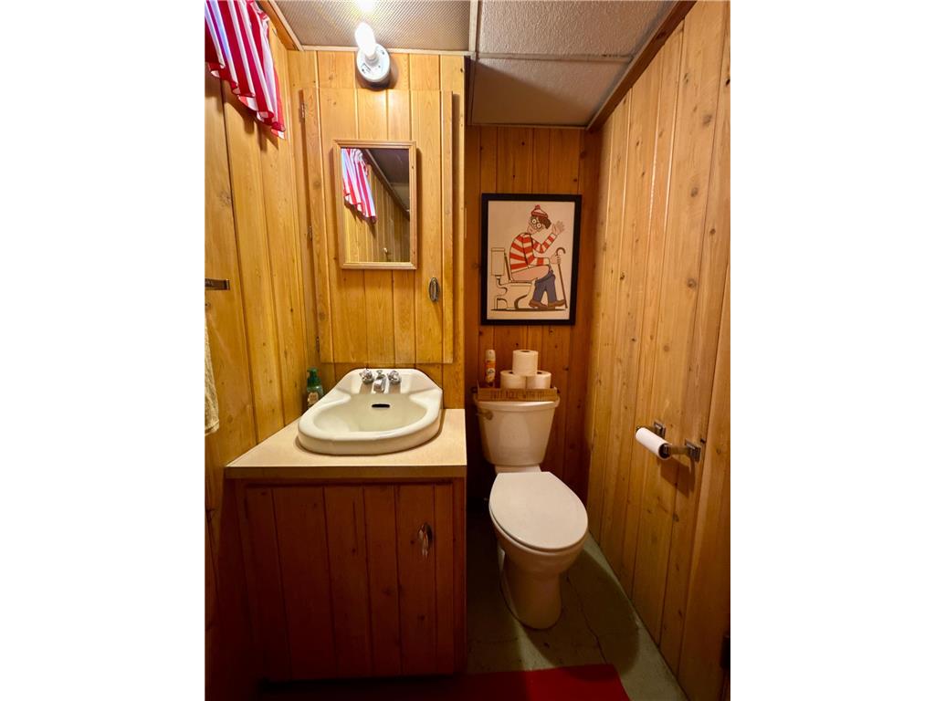 415 Roosevelt Street NE Warroad MN 56763 7089289 image25
