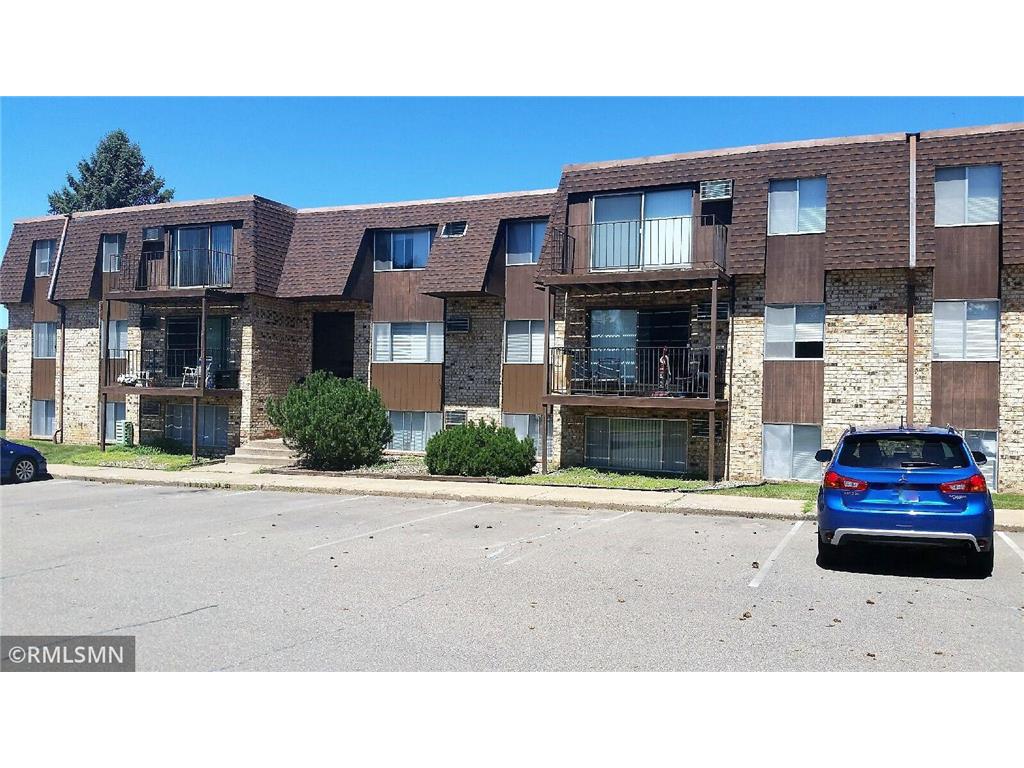 415 S Wasson Lane River Falls WI 54022 6455416 image1