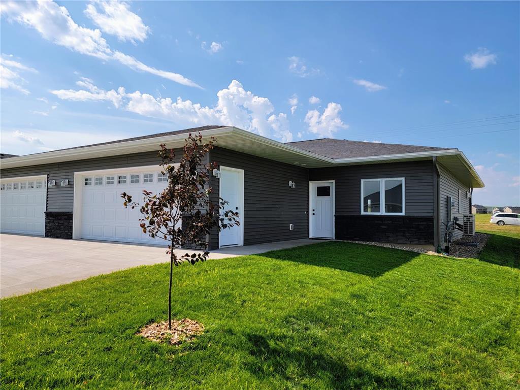 415 Tee Box Lane NE Stewartville MN 55976 6397265 image1