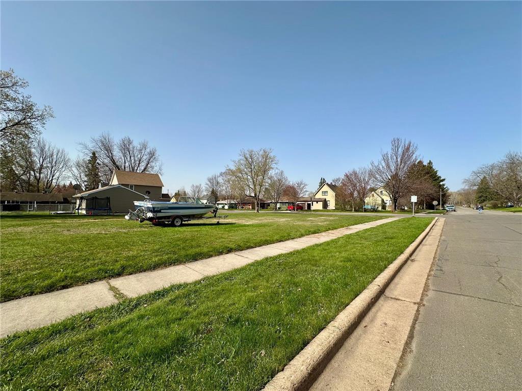 415 W 2nd Avenue Keewatin MN 55753 7075017 image4