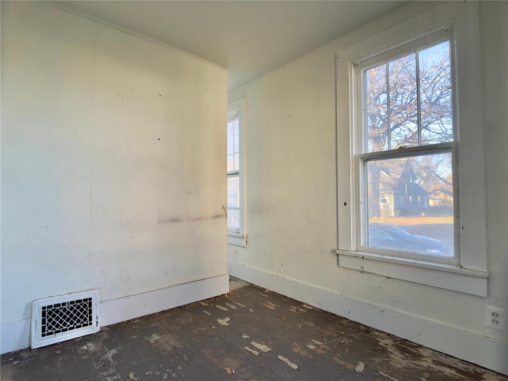 415 W College Street Albert Lea MN 56007 6742759 image15