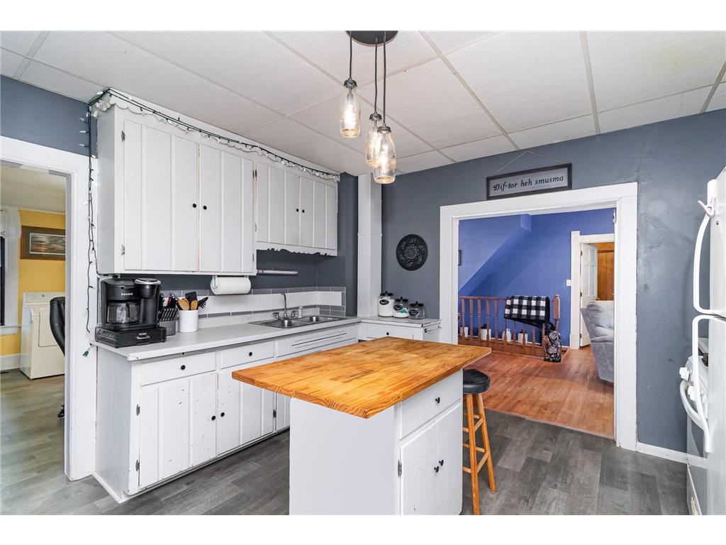 415 W Main Street Belle Plaine MN 56011 6584809 image1