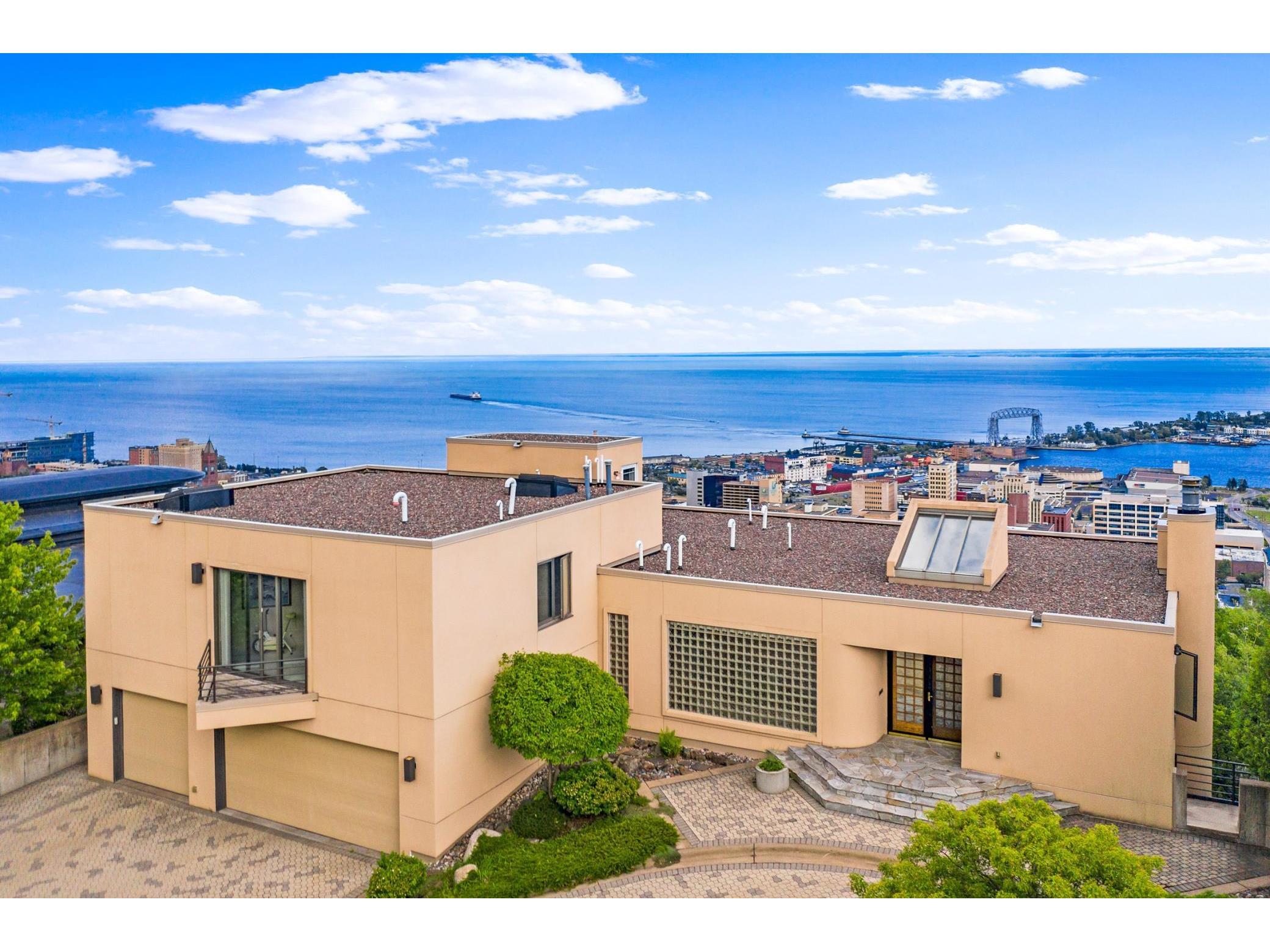 415 W Skyline Parkway, Duluth, MN, 55806 MLS 6014394 Edina Realty