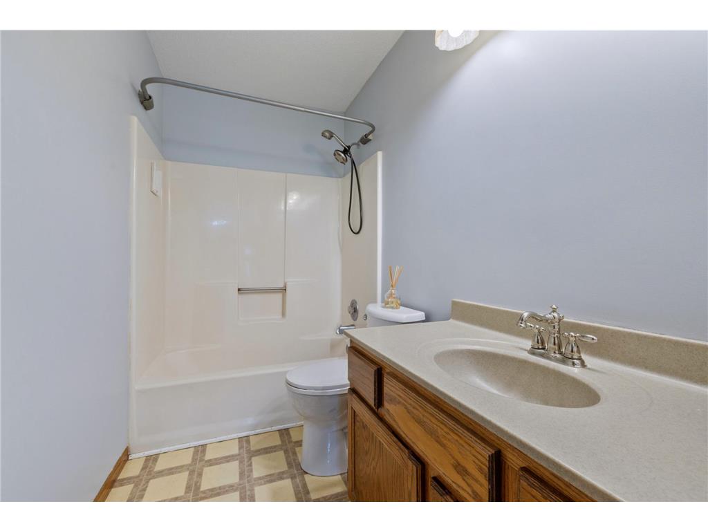 4150 Maureen Drive NE Columbia Heights MN 55421 7095848 image15