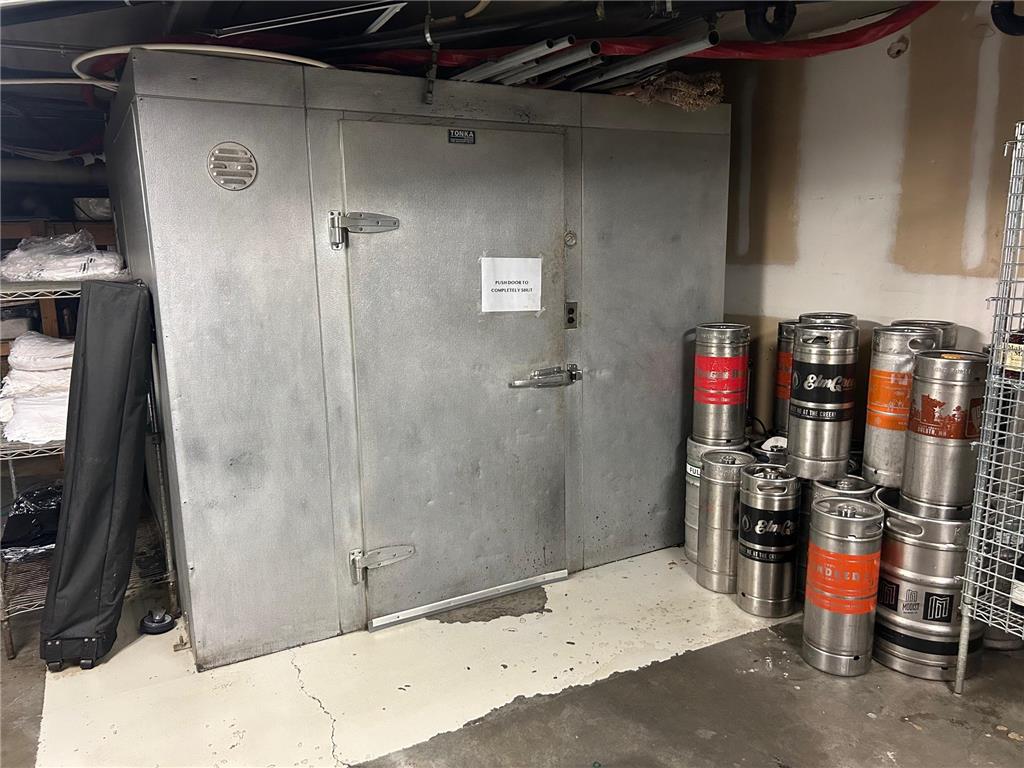 4150 W Broadway Avenue Robbinsdale MN 55422 6774413 image11