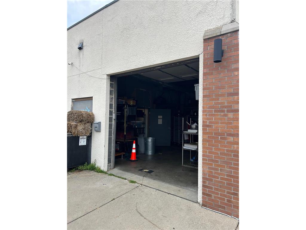 4150 W Broadway Avenue Robbinsdale MN 55422 6774413 image16