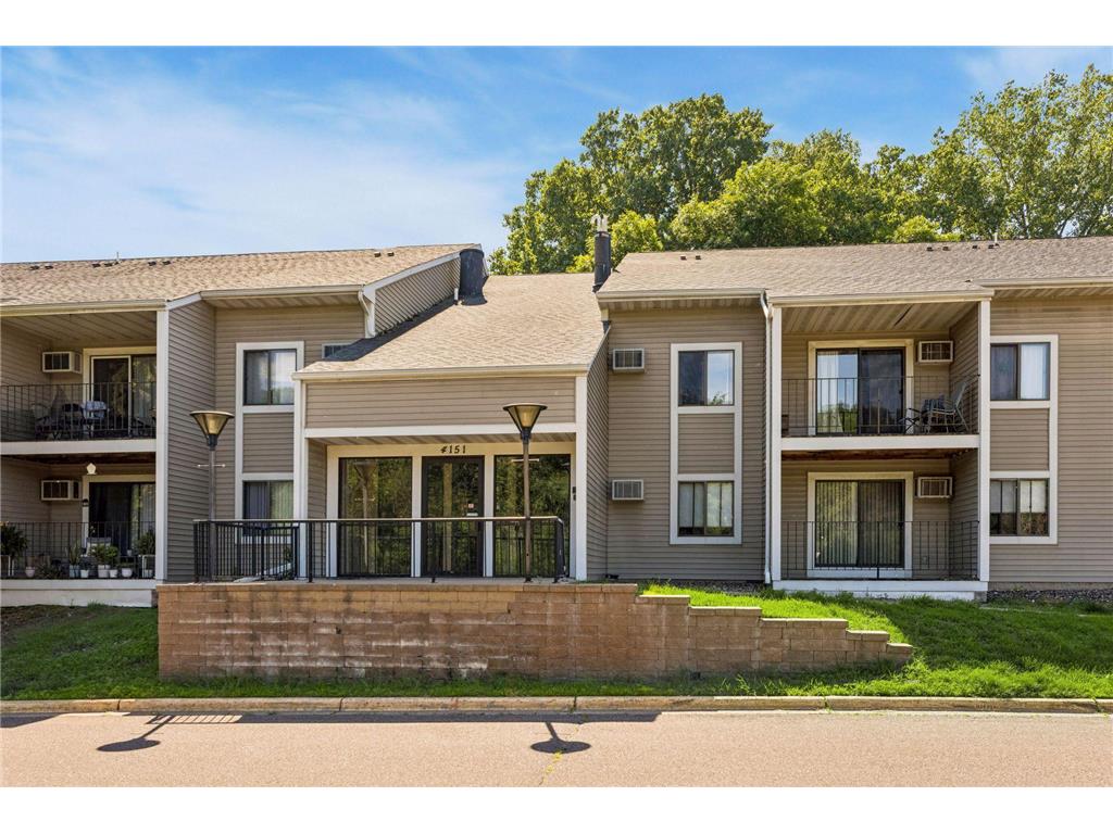 4151 Boone Avenue N #106 New Hope MN 55427 7028147 image1