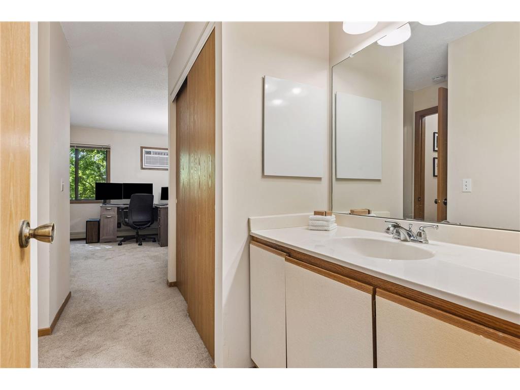 4151 Boone Avenue N #106 New Hope MN 55427 7028147 image28