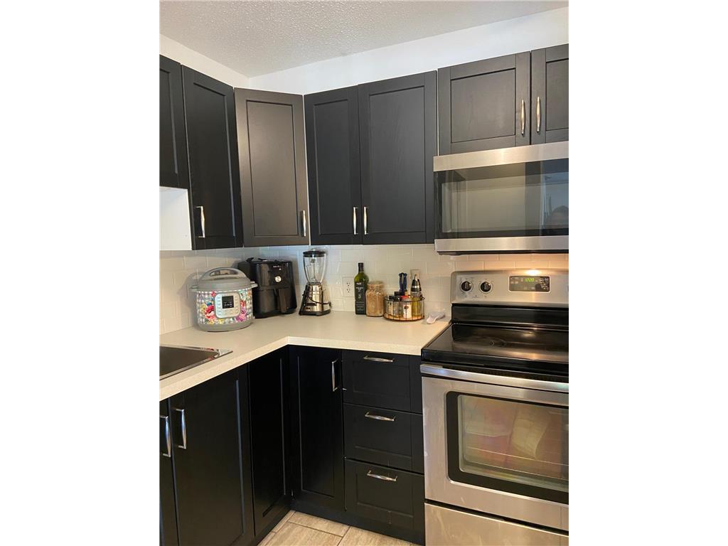 4151 Boone Avenue N #110 New Hope MN 55427 7063342 image1