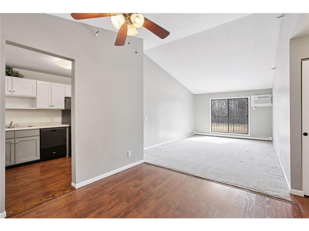 4151 Boone Avenue N #201 New Hope MN 55427 6690397 image1