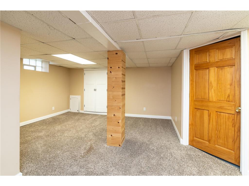 4151 Queen Avenue N Minneapolis MN 55412 7067103 image17
