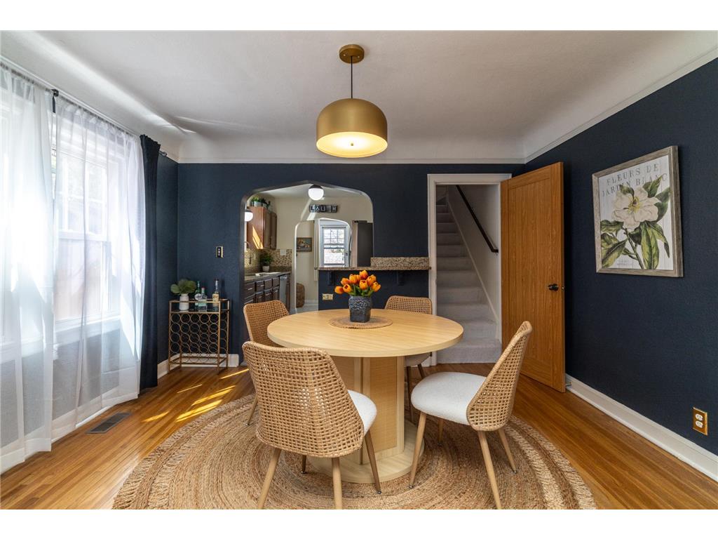4151 Queen Avenue N Minneapolis MN 55412 7067103 image5