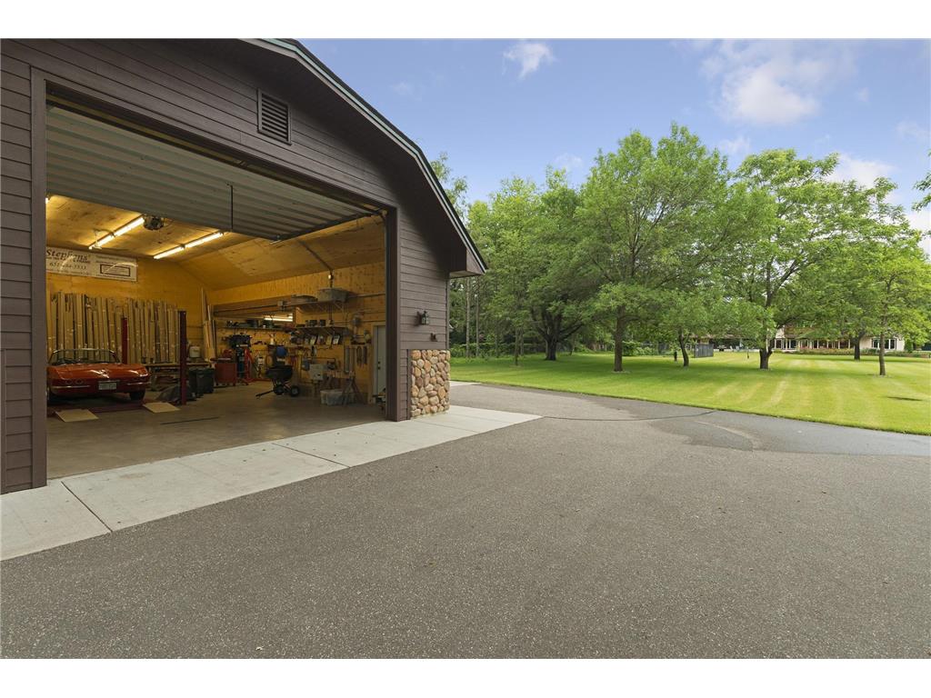 4151 Rice Street Shoreview MN 55126 6818039 image16