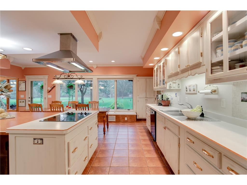 4151 Rice Street Shoreview MN 55126 6818039 image36