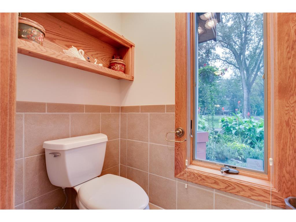 4151 Rice Street Shoreview MN 55126 7015761 image38