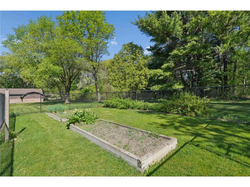 4151 Rice Street Shoreview MN 55126 7015761 image6
