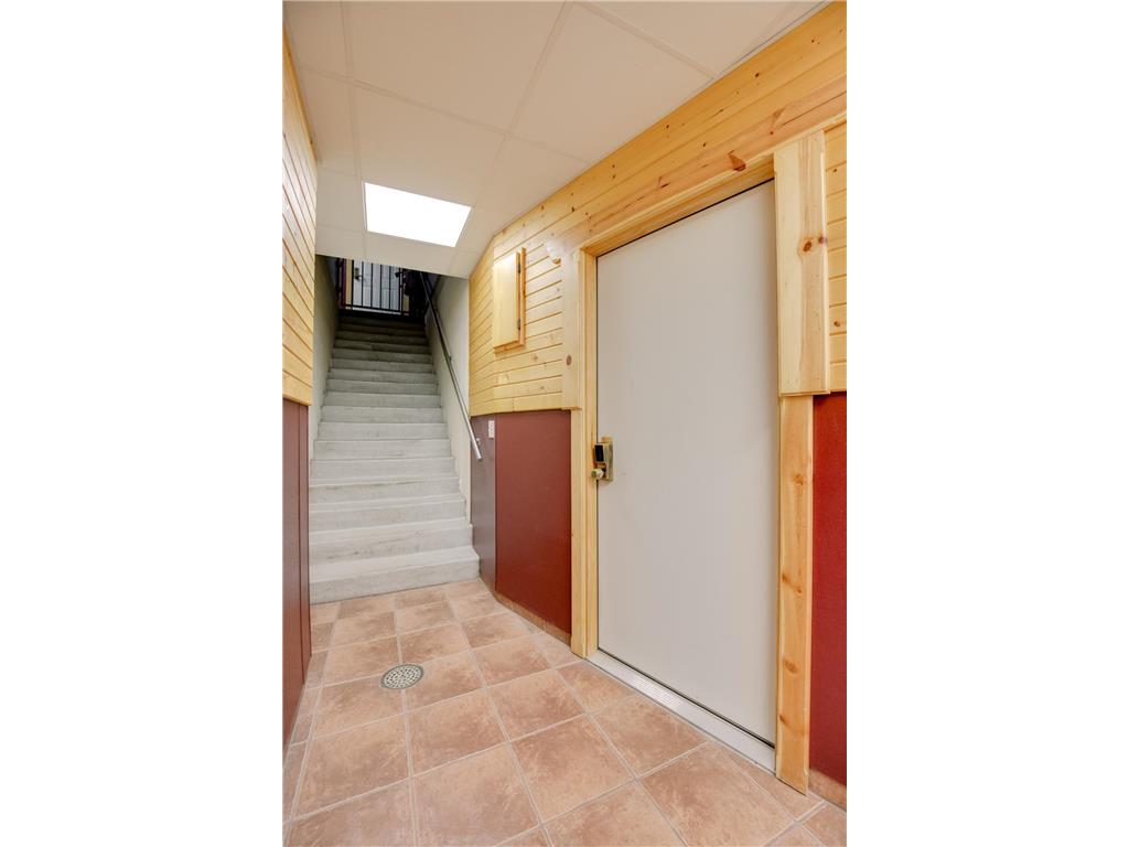 4151 Rice Street Shoreview MN 55126 7015761 image82