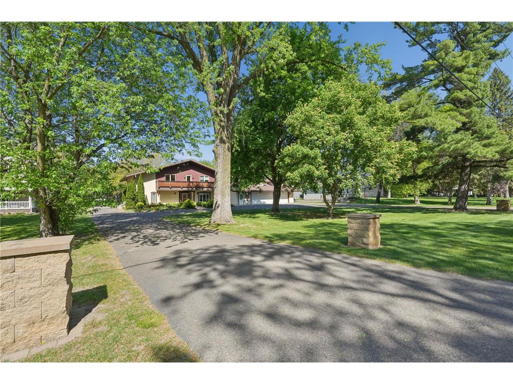 4151 Rice Street Shoreview MN 55126 7015761 image9