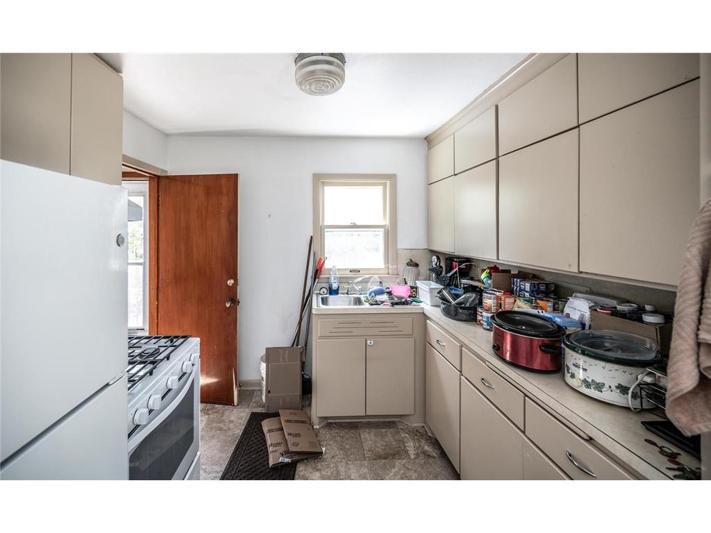 4151 Xenia Avenue N Robbinsdale MN 55422 7082872 image12