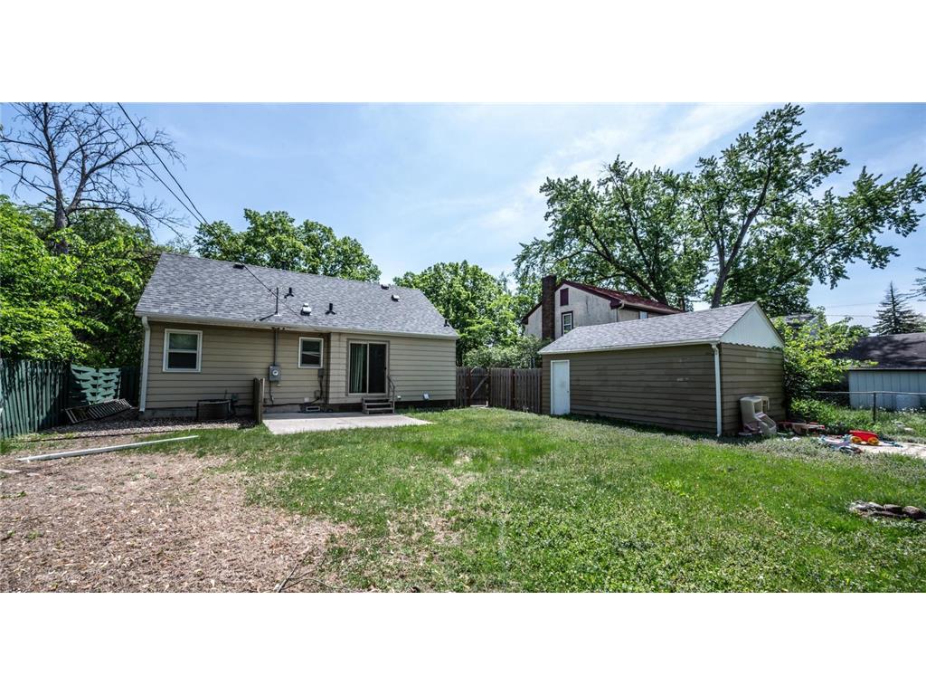 4151 Xenia Avenue N Robbinsdale MN 55422 7082872 image2