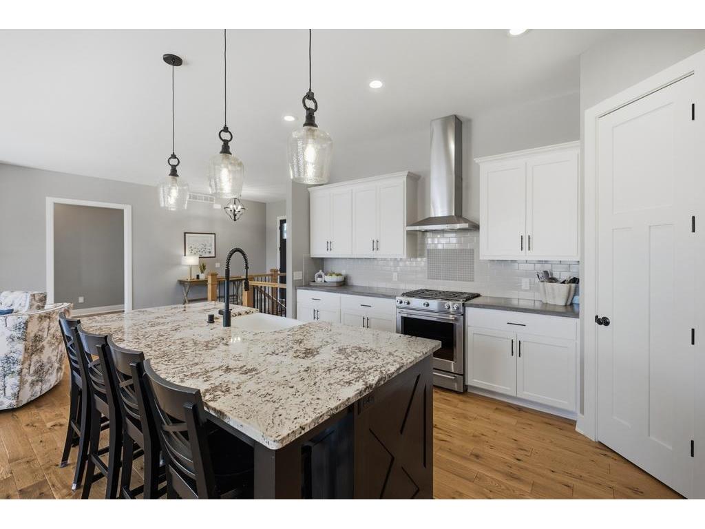 4152 Hummingbird Court N Lake Elmo MN 55042 7010816 image1